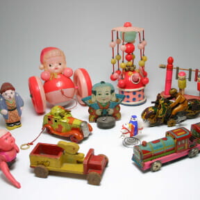 日本の近代玩具の画像