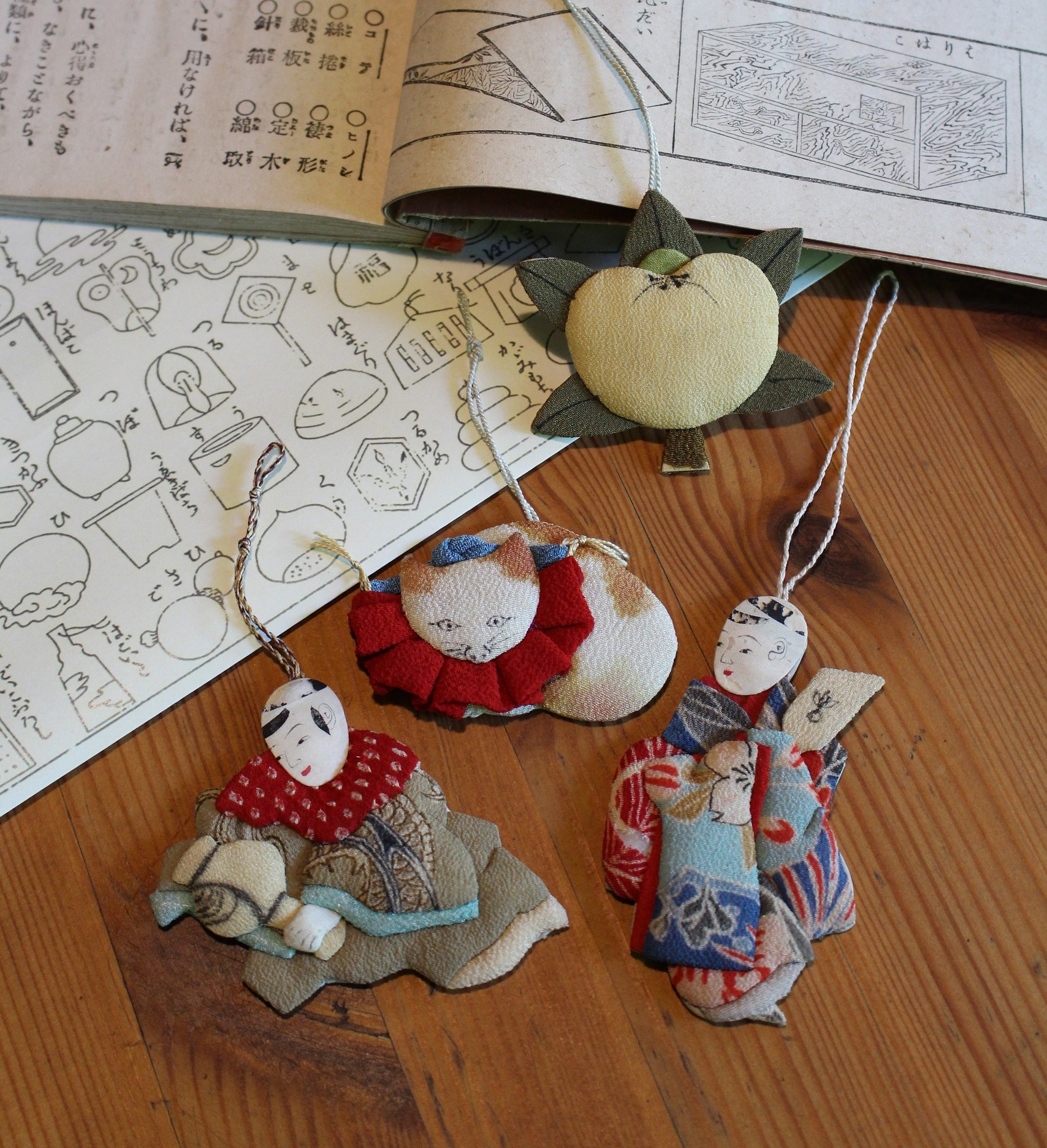 迷子札」の意匠 | 日本玩具博物館