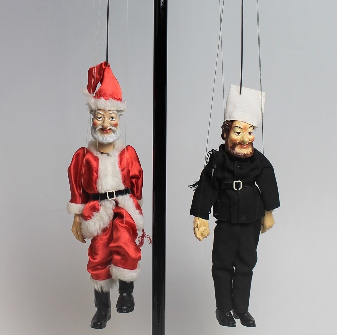 あやつり人形・St.ミクラーシュと煙突掃除のおじさん」 | 日本玩具博物館