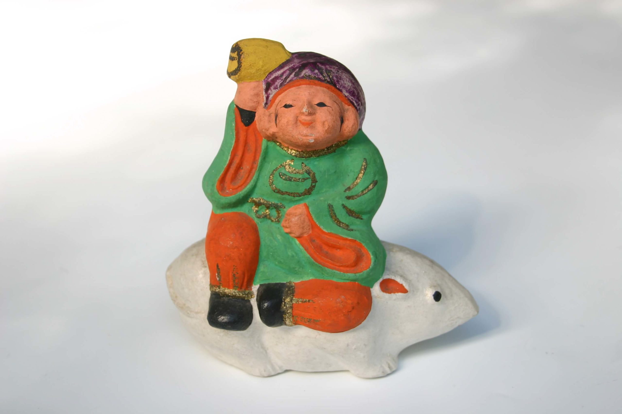 酒田土人形・ねずみのり大黒」 | 日本玩具博物館