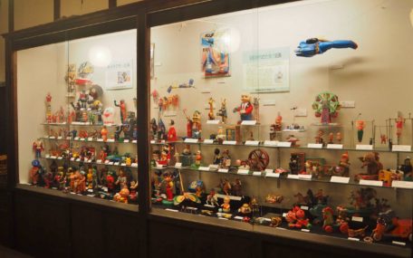 「日本の近代玩具と駄菓子屋玩具」