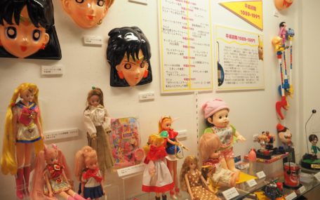 「平成おもちゃ文化史～時代を映す玩具のギャラリー～」