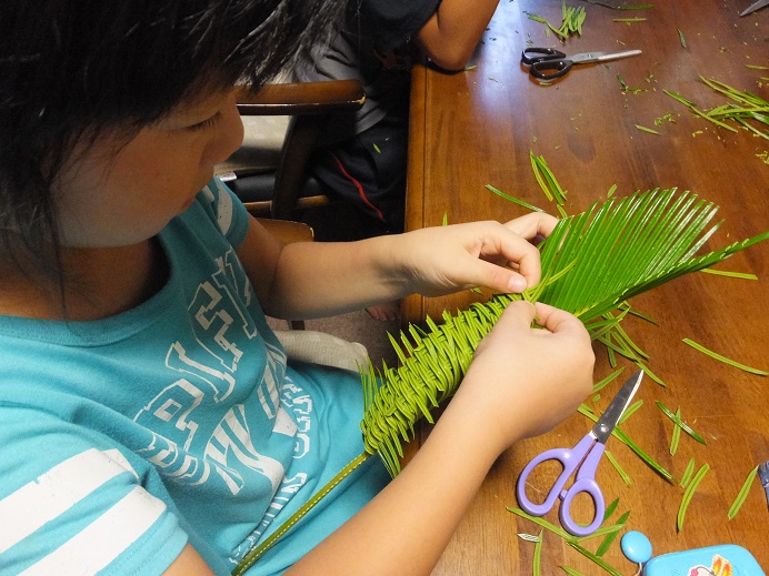 夏の草花遊び 日本玩具博物館