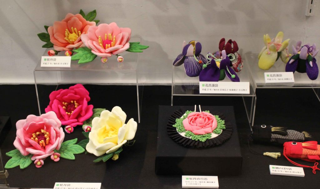 ちりめん細工とつるし飾り」 | 日本玩具博物館