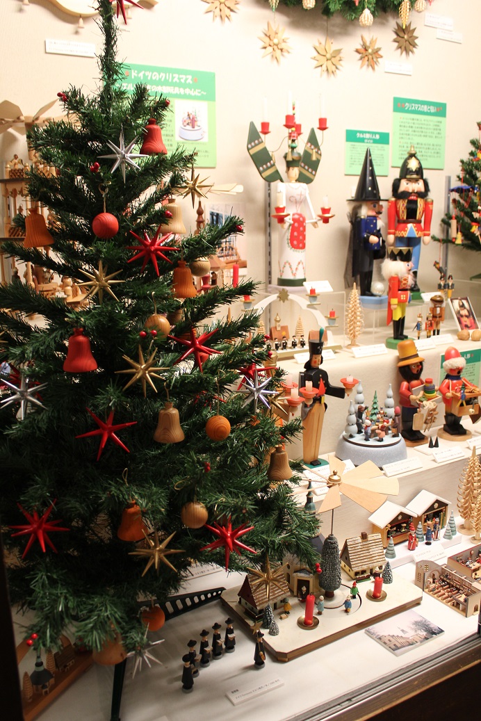 今冬ふたつの「世界のクリスマス展」＊＊神戸KIITOと日本玩具博物館 ...