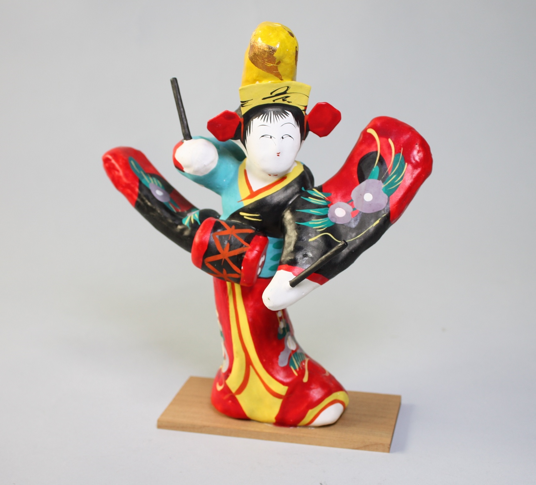 三春張子・鞨鼓(かっこ)」 | 日本玩具博物館
