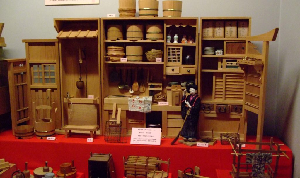 雛の勝手道具」 | 日本玩具博物館