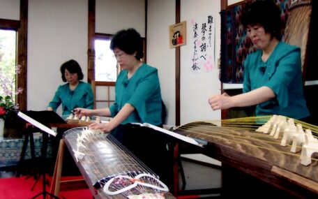 雛まつりに寄せて――筝曲演奏会