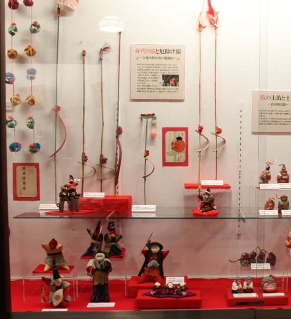 弾き猿」のワークショップ | 日本玩具博物館
