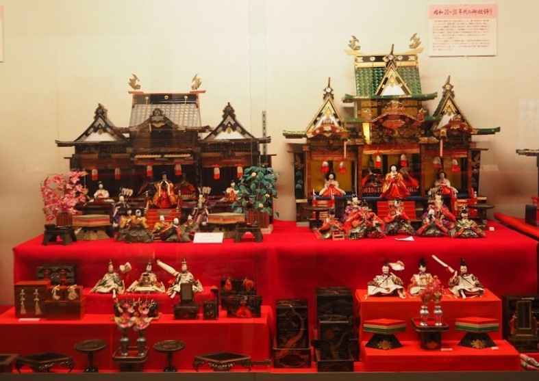 雛まつり～御殿飾りの世界～」 | 日本玩具博物館
