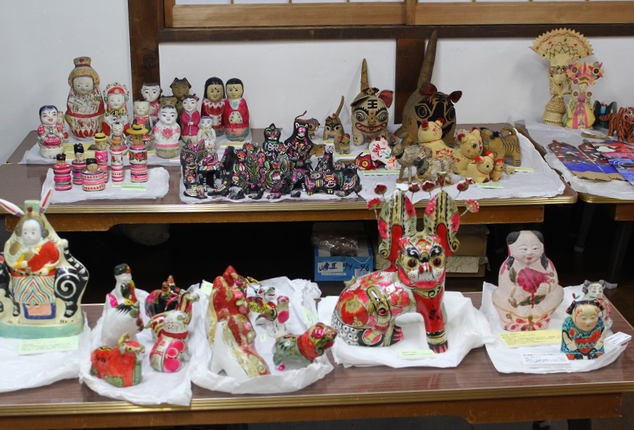 世界の民芸玩具 日本玩具博物館コレクション 出版へ 日本玩具博物館