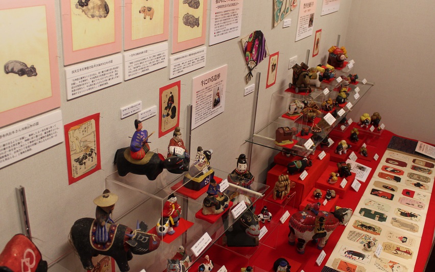 牛のおもちゃ 日本玩具博物館