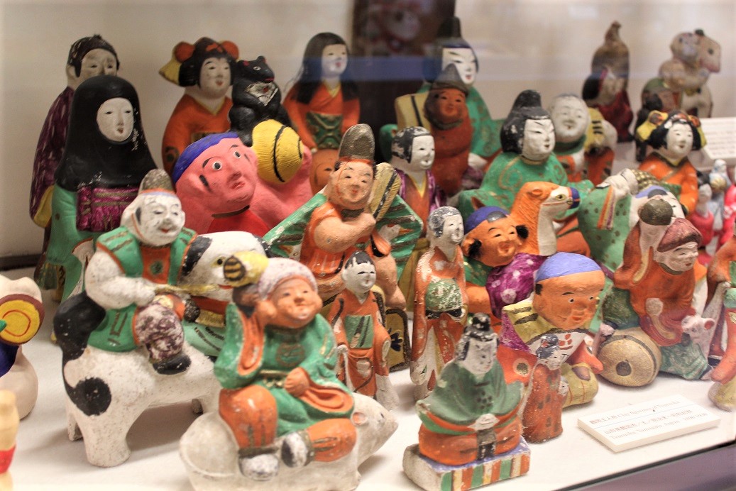 郷土玩具、土人形・・・古い柳川の郷土羽子板