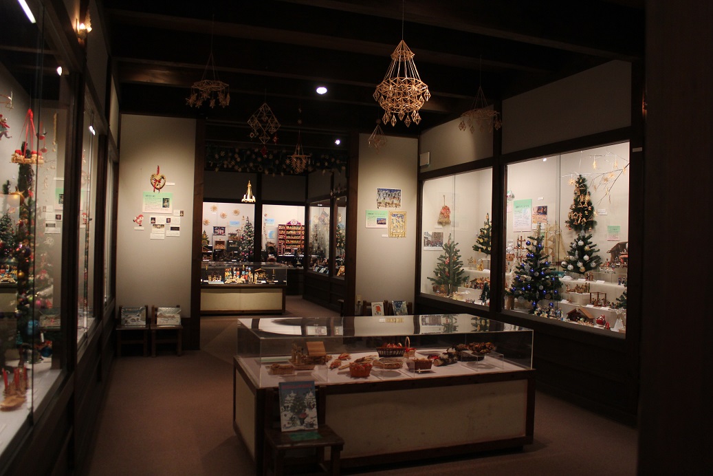 世界のクリスマス＊祈りの造形」 日本玩具博物館