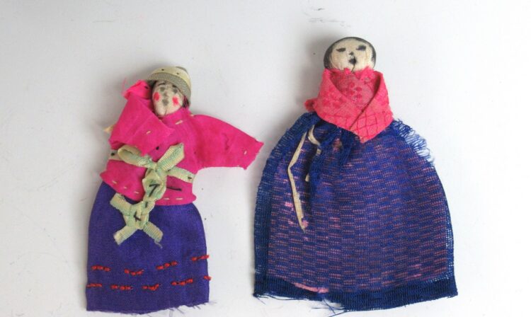 戦前朝鮮の姉さま「閣氏」と鳥笛「閑古鳥」 | 日本玩具博物館