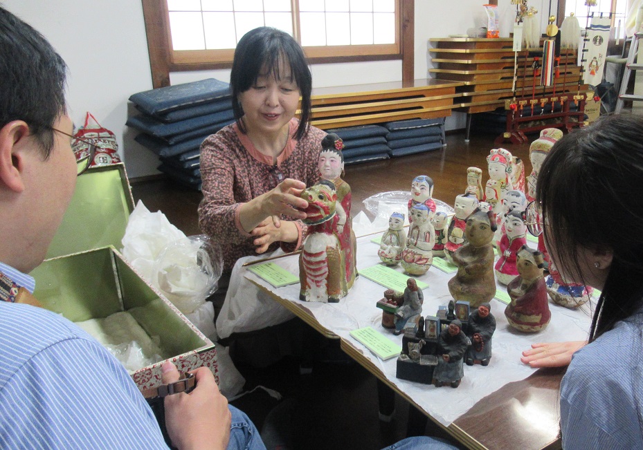 神奈川大学の呉さんと鄧さん.jpg