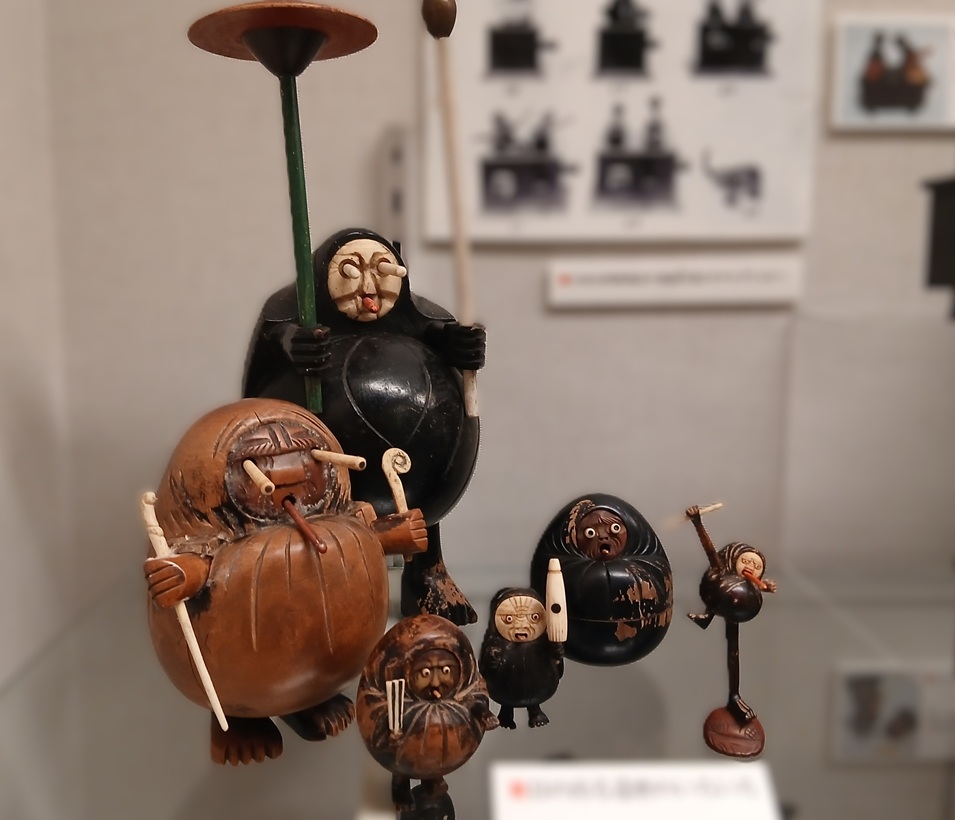 神戸人形＊ミナトマチ神戸が育てたからくり玩具―明治後期から昭和前期 